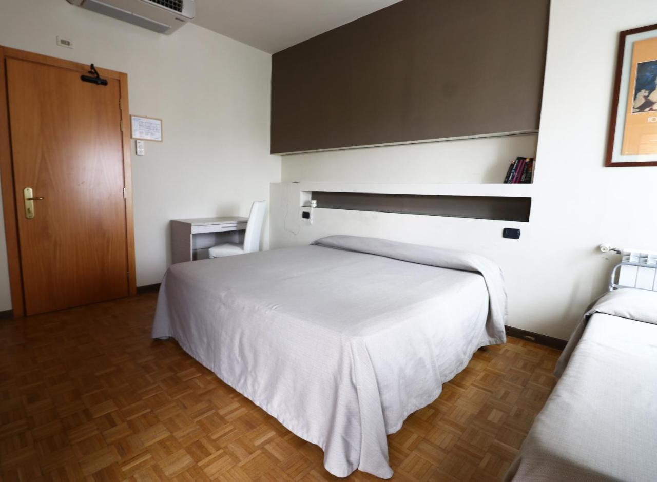 Hotel Clarici Spoleto Exterior photo